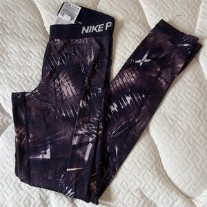 Nike Pro Purple Patterned Fleece Lines Leggings